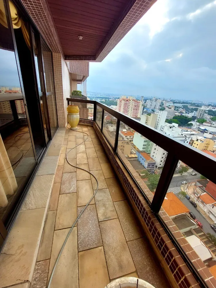 Apartamento, 4 quartos, 196 m² - Foto 1