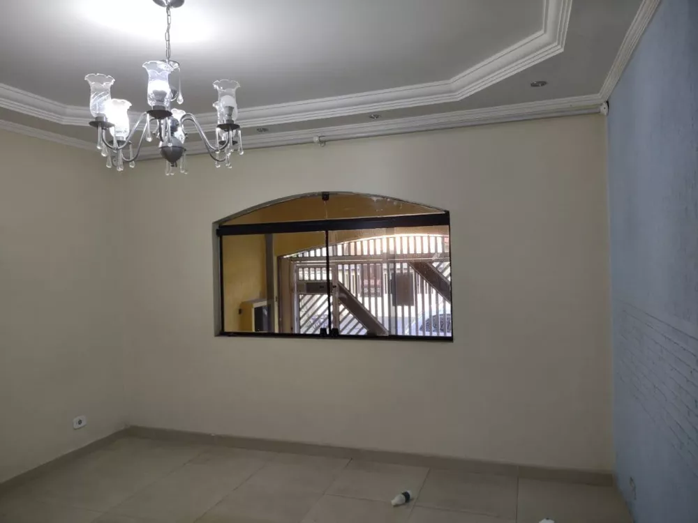 Sobrado à venda com 3 quartos, 260m² - Foto 4