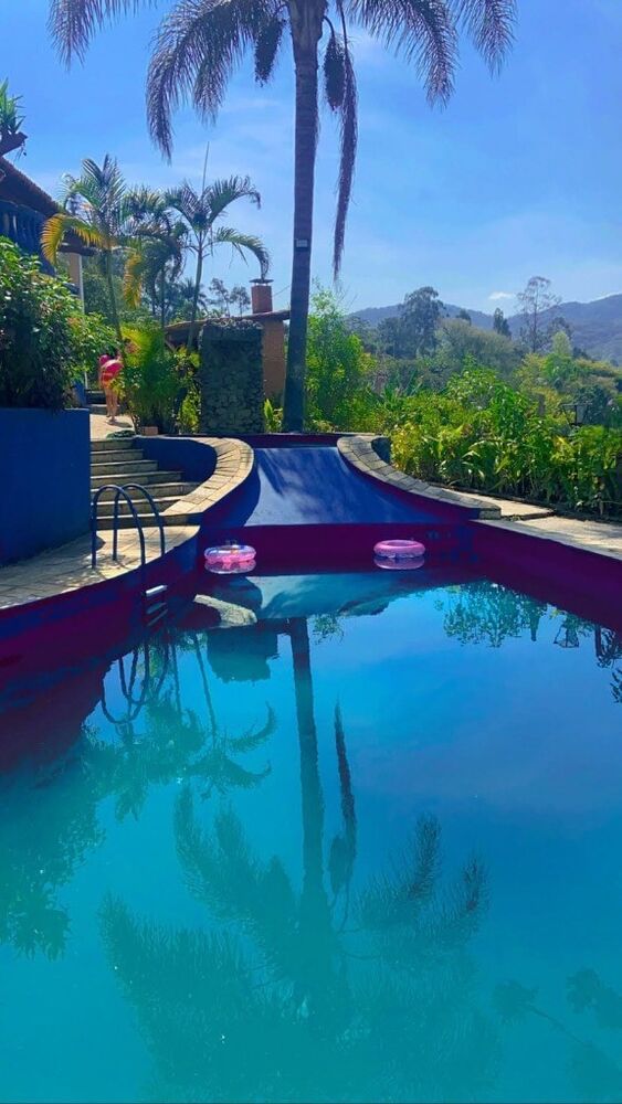 Chácara, 4 quartos, 2900 m² - Foto 1