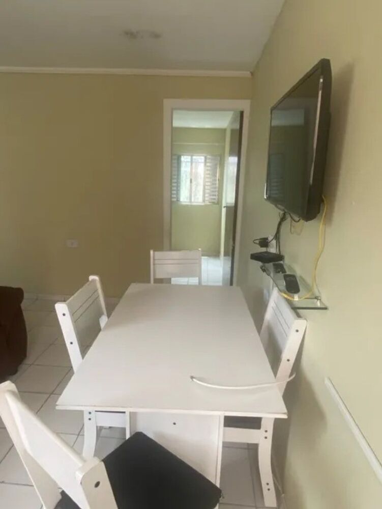 Casa para alugar com 2 quartos, 70m² - Foto 4