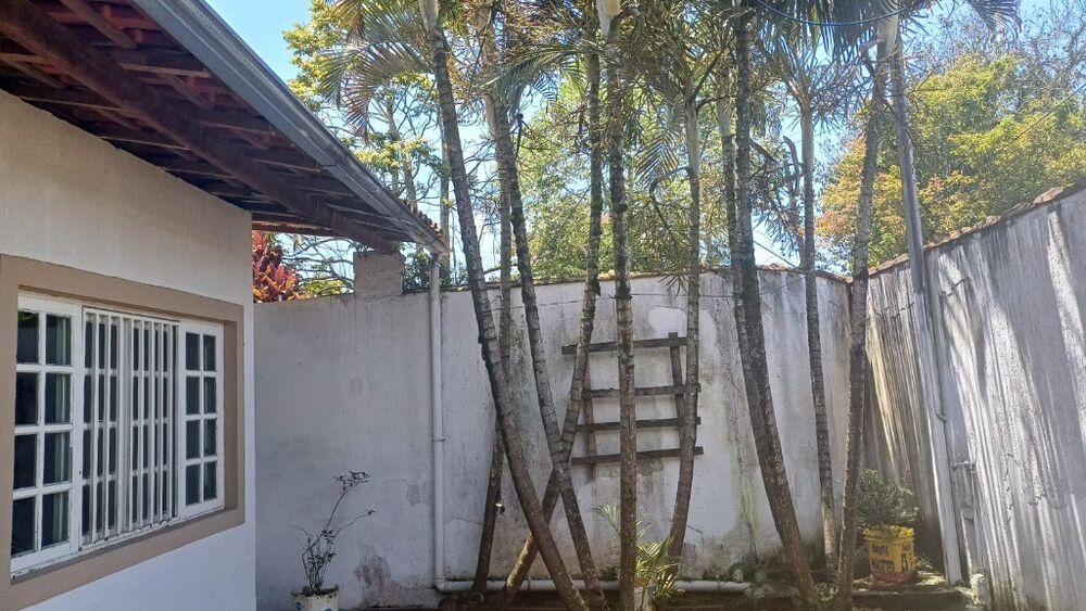 Casa para alugar com 3 quartos, 250m² - Foto 4