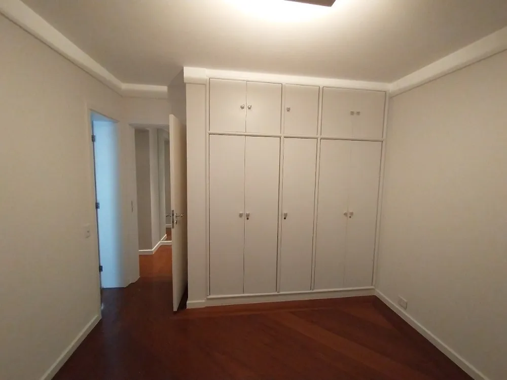 Apartamento, 3 quartos, 197 m² - Foto 2