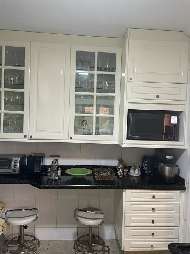 Apartamento à venda com 4 quartos, 208m² - Foto 16