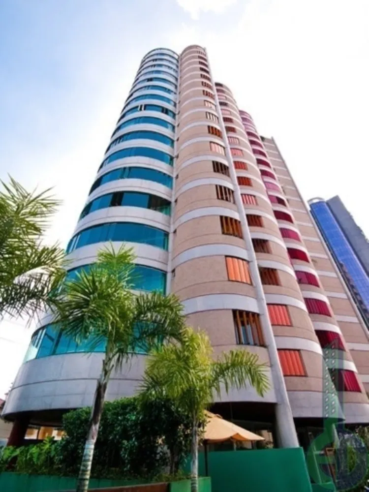 Apartamento, 3 quartos, 205 m² - Foto 1