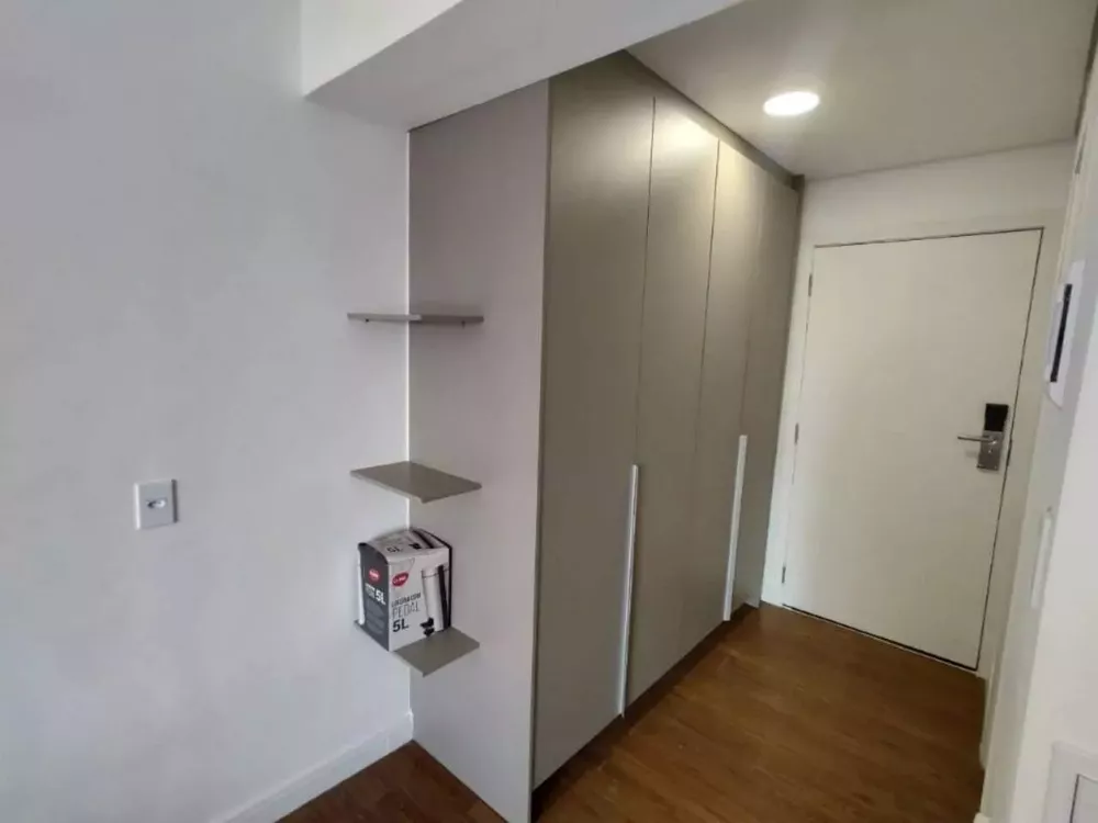 Apartamento, 1 quarto, 27 m² - Foto 2