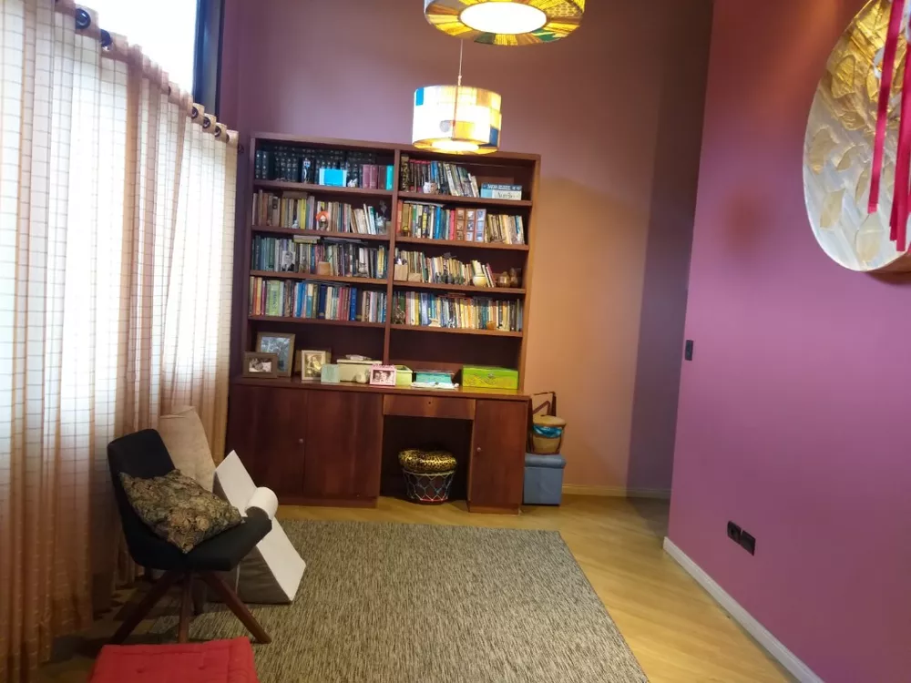 Casa de Condomínio à venda com 4 quartos, 360m² - Foto 3