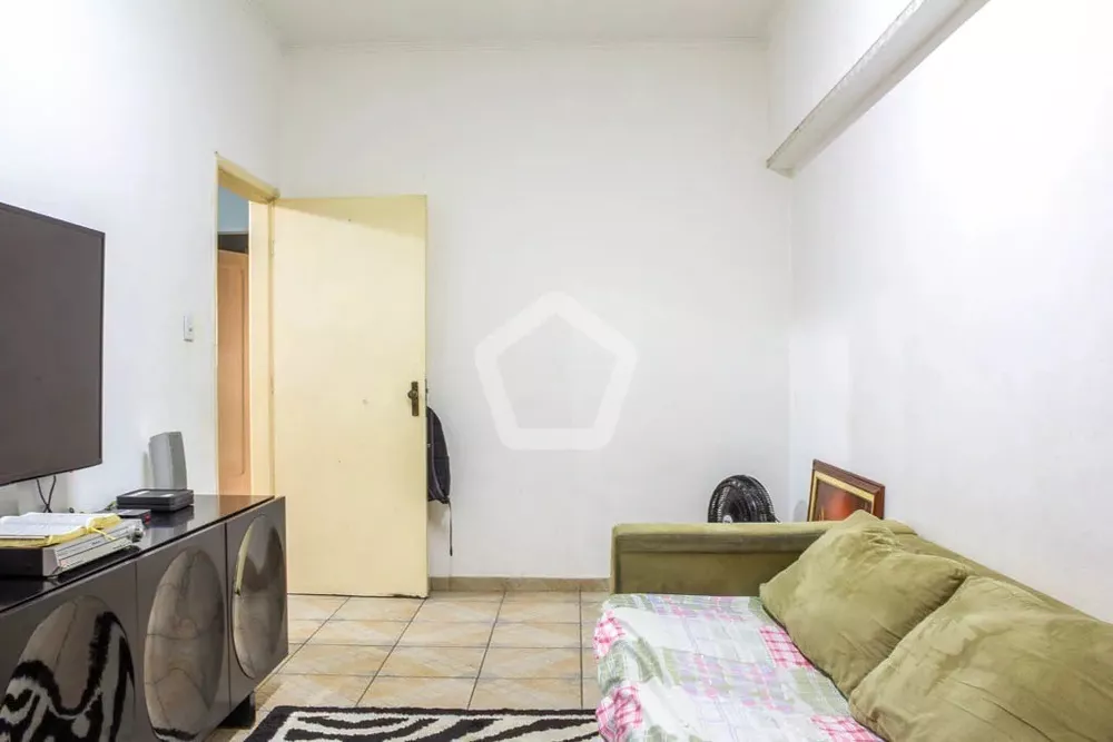 Casa à venda com 3 quartos, 201m² - Foto 3