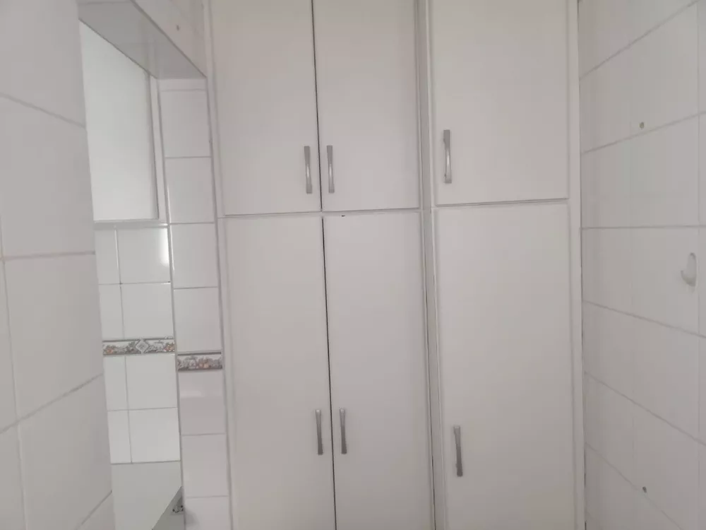 Apartamento à venda com 2 quartos, 55m² - Foto 11