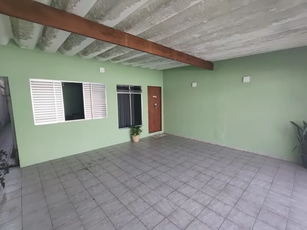 Casa, 4 quartos, 235 m² - Foto 1
