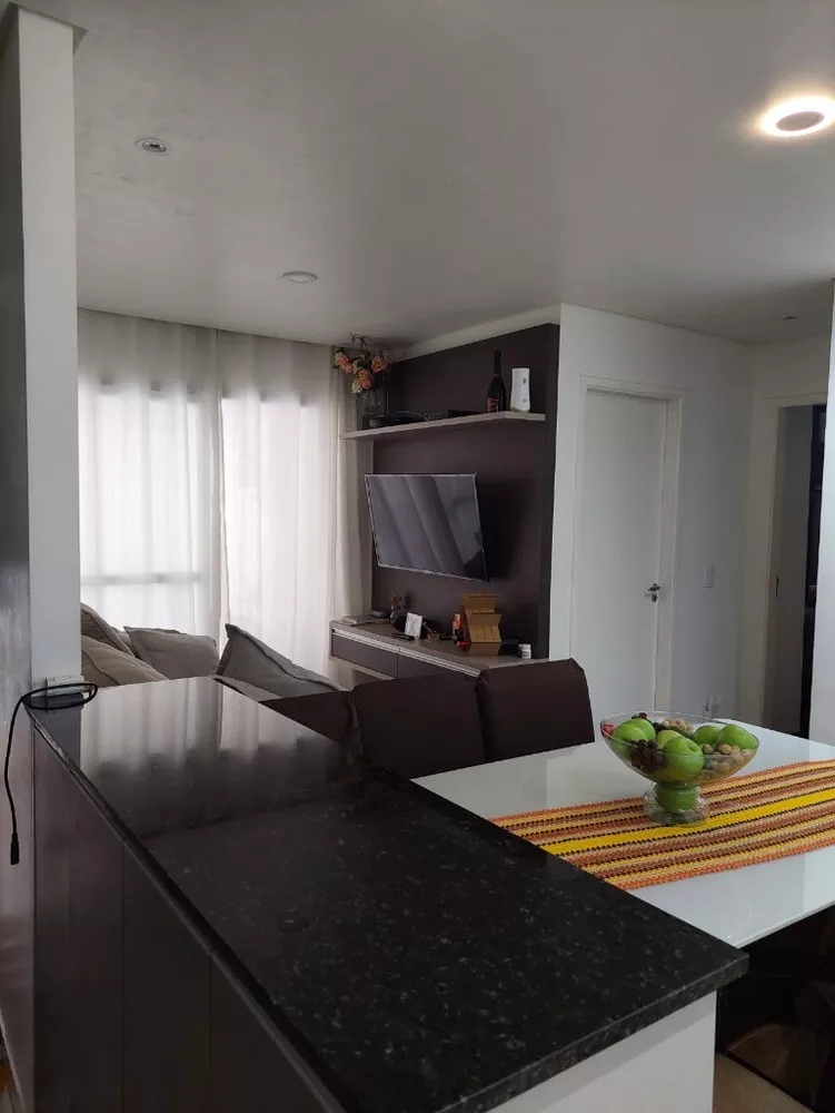 Apartamento à venda com 2 quartos, 64m² - Foto 5