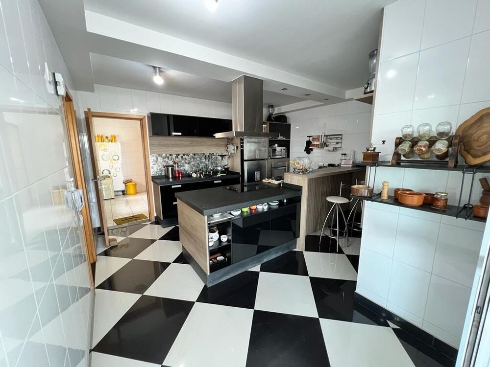 Cobertura, 3 quartos, 280 m² - Foto 2