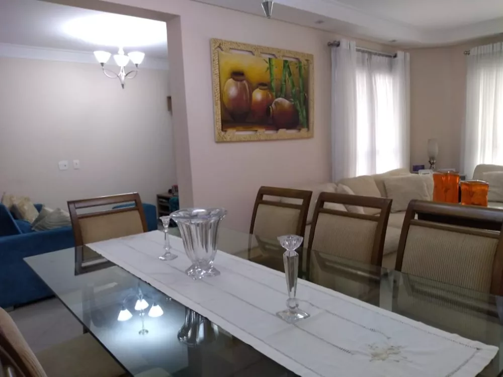 Apartamento à venda com 3 quartos, 151m² - Foto 1