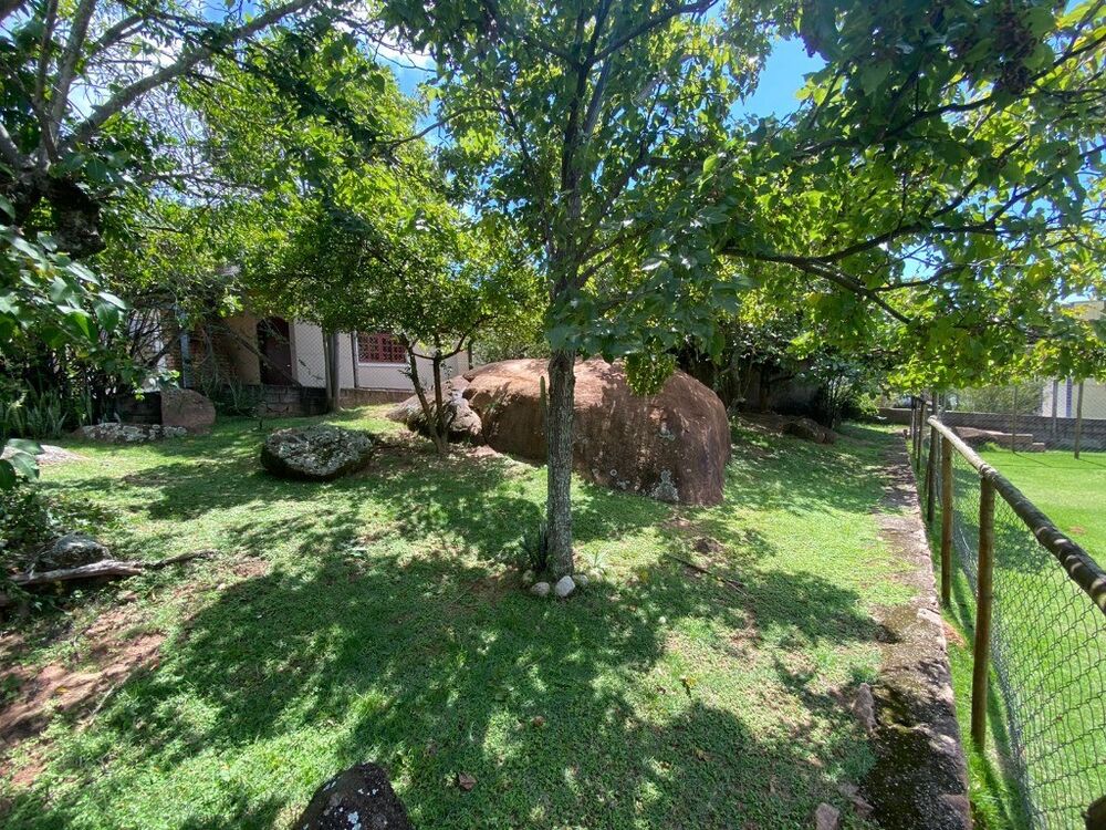 Chácara à venda com 4 quartos, 361m² - Foto 3