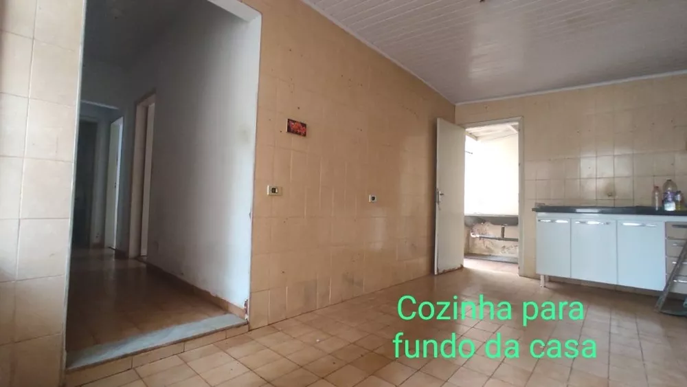 Casa à venda com 3 quartos, 135m² - Foto 1