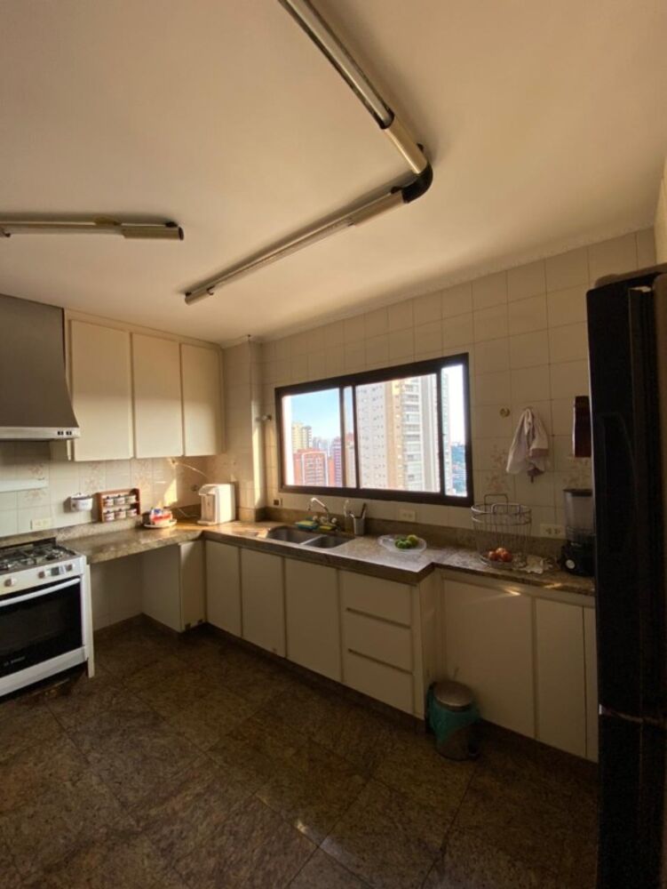 Apartamento à venda com 4 quartos, 253m² - Foto 6