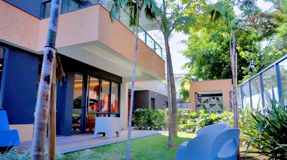 Apartamento, 3 quartos, 213 m² - Foto 1