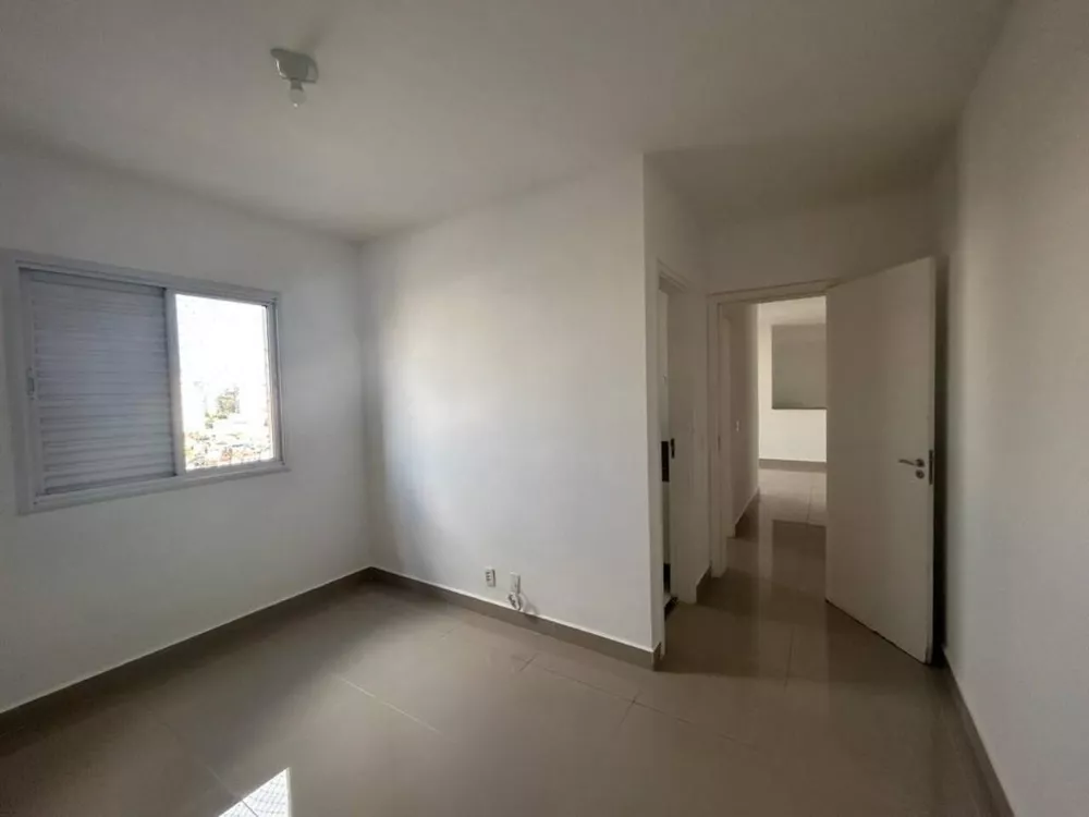 Apartamento para alugar com 2 quartos, 65m² - Foto 5