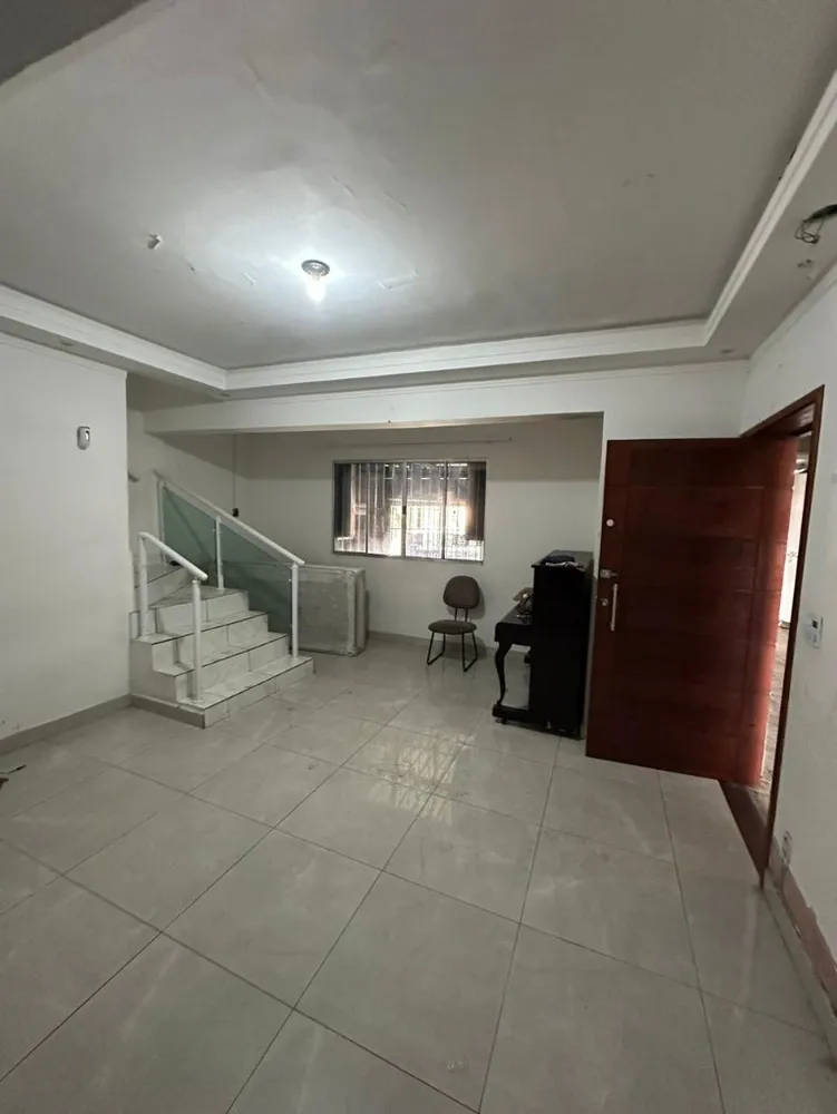 Sobrado, 3 quartos, 180 m² - Foto 2