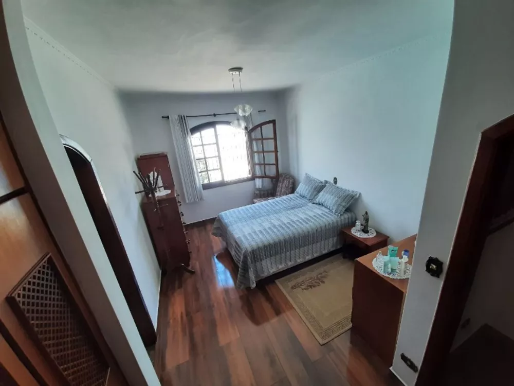 Casa à venda com 3 quartos, 600m² - Foto 12