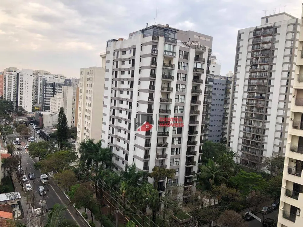 Apartamento, 3 quartos, 141 m² - Foto 1