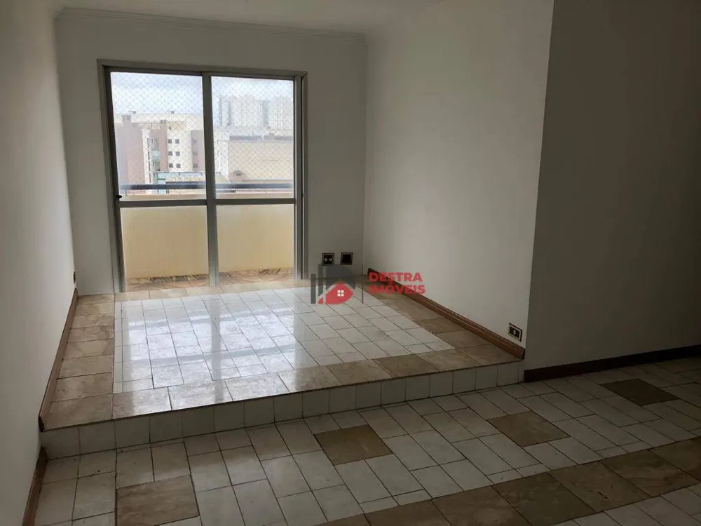 Apartamento, 3 quartos, 76 m² - Foto 2