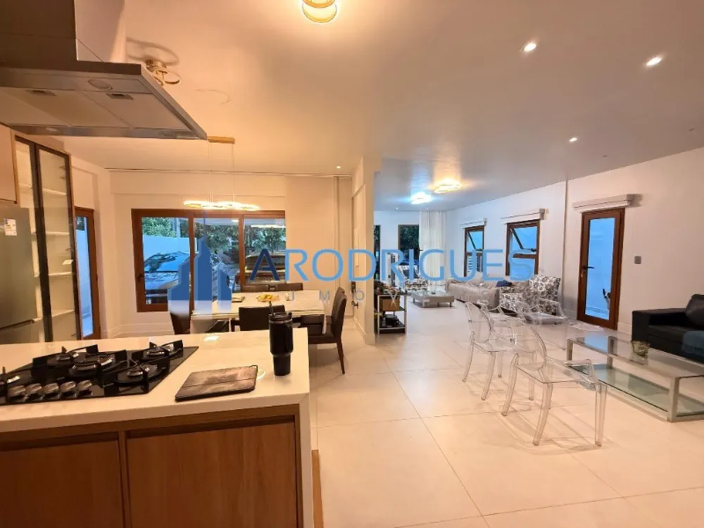 Casa, 4 quartos, 300 m² - Foto 9