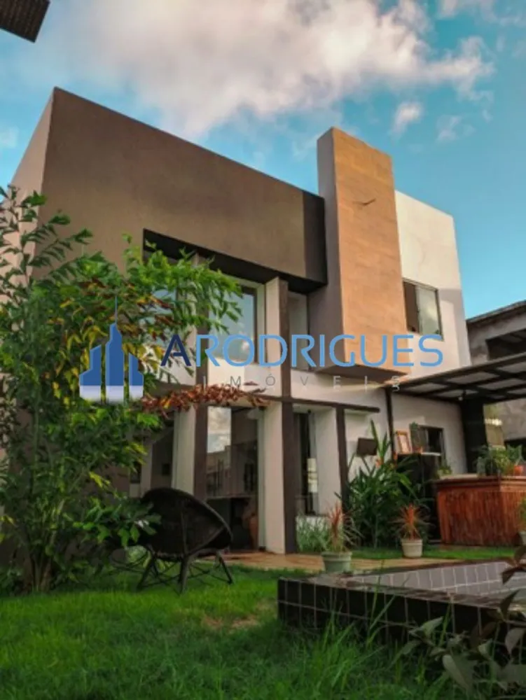 Casa, 5 quartos, 198 m² - Foto 2