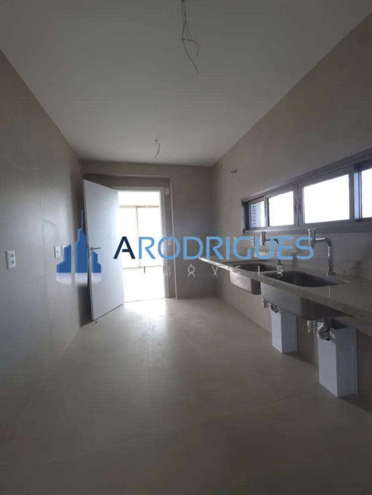 Apartamento, 3 quartos, 208 m² - Foto 11