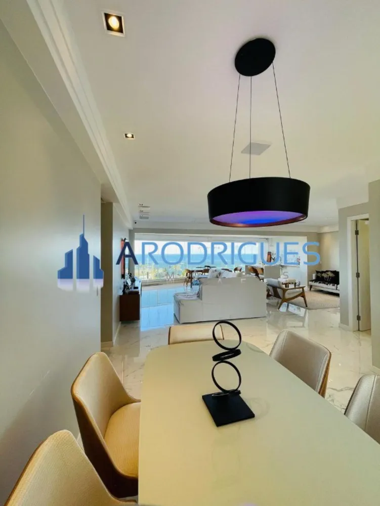 Apartamento, 4 quartos, 200 m² - Foto 1