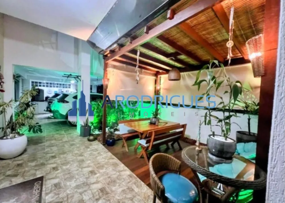 Casa, 4 quartos, 325 m² - Foto 4