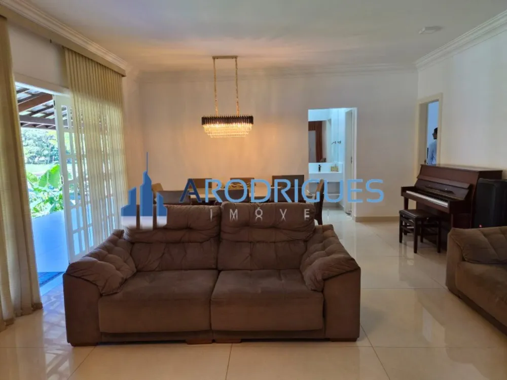 Casa, 4 quartos, 3000 m² - Foto 2