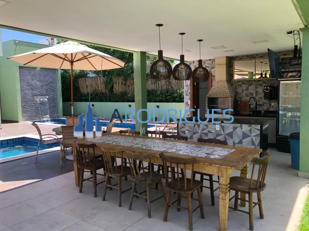 Casa, 6 quartos, 320 m² - Foto 1