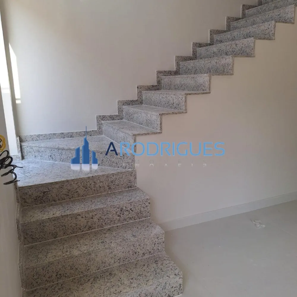 Casa, 3 quartos, 170 m² - Foto 1