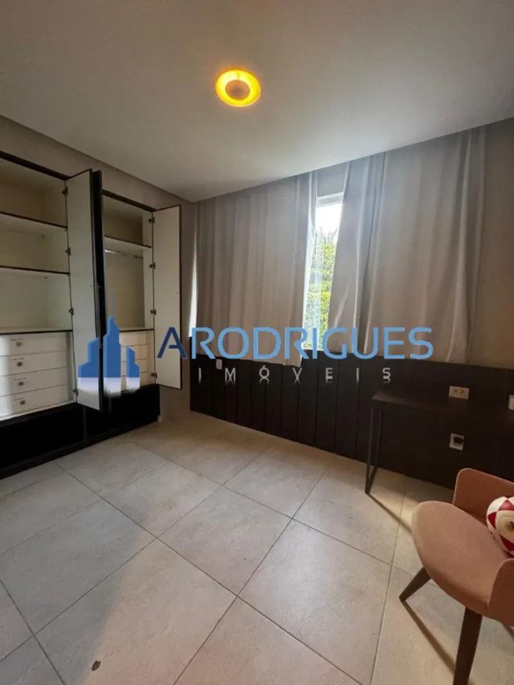 Casa, 4 quartos, 370 m² - Foto 11