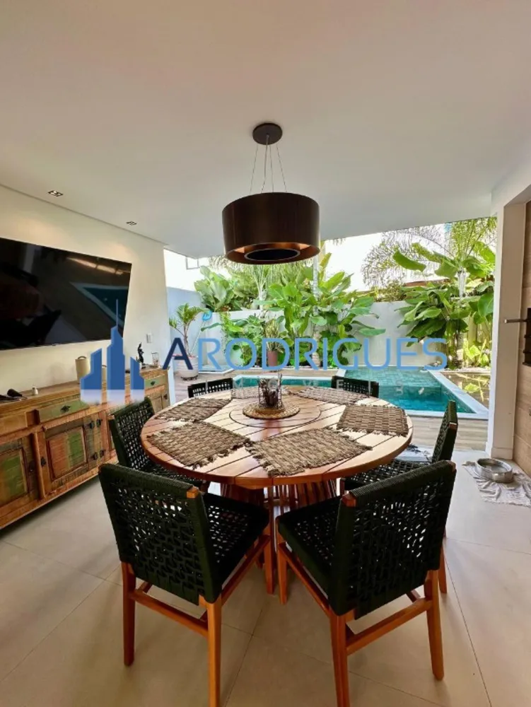 Casa, 4 quartos, 270 m² - Foto 10