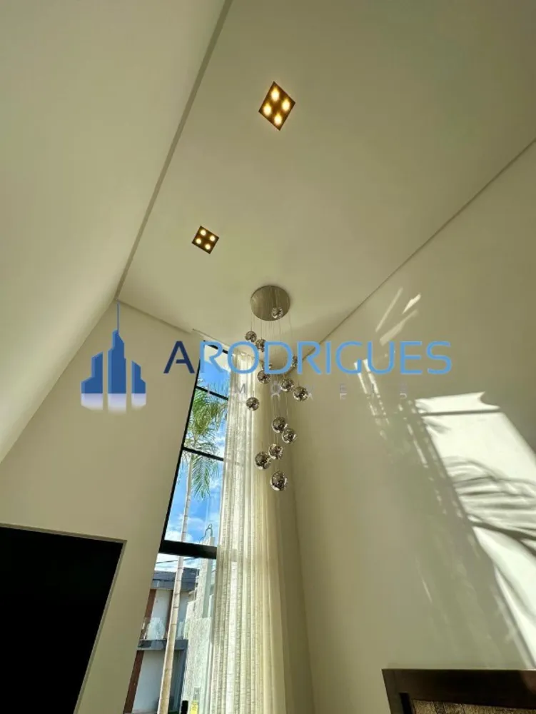 Casa, 4 quartos, 270 m² - Foto 2