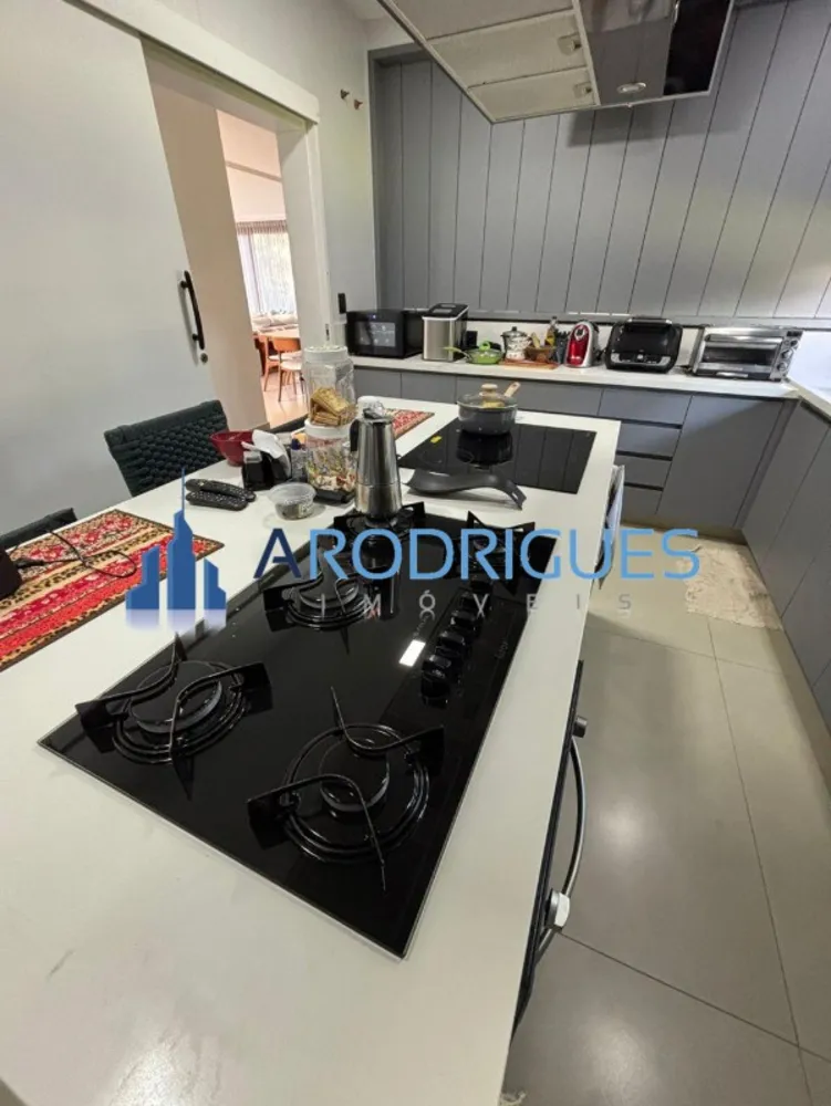 Casa, 4 quartos, 1790 m² - Foto 12