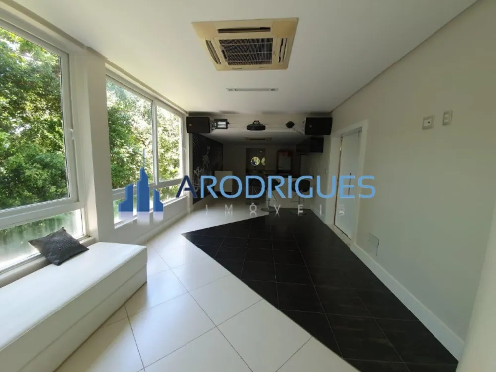 Casa, 5 quartos, 1050 m² - Foto 4