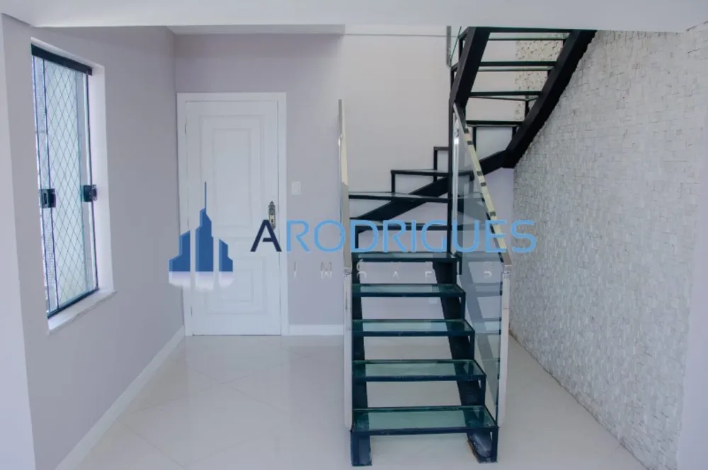 Cobertura, 3 quartos, 197 m² - Foto 5