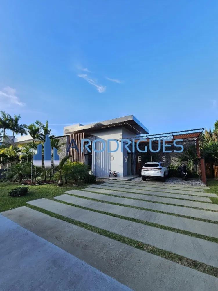 Casa, 3 quartos, 1052 m² - Foto 1
