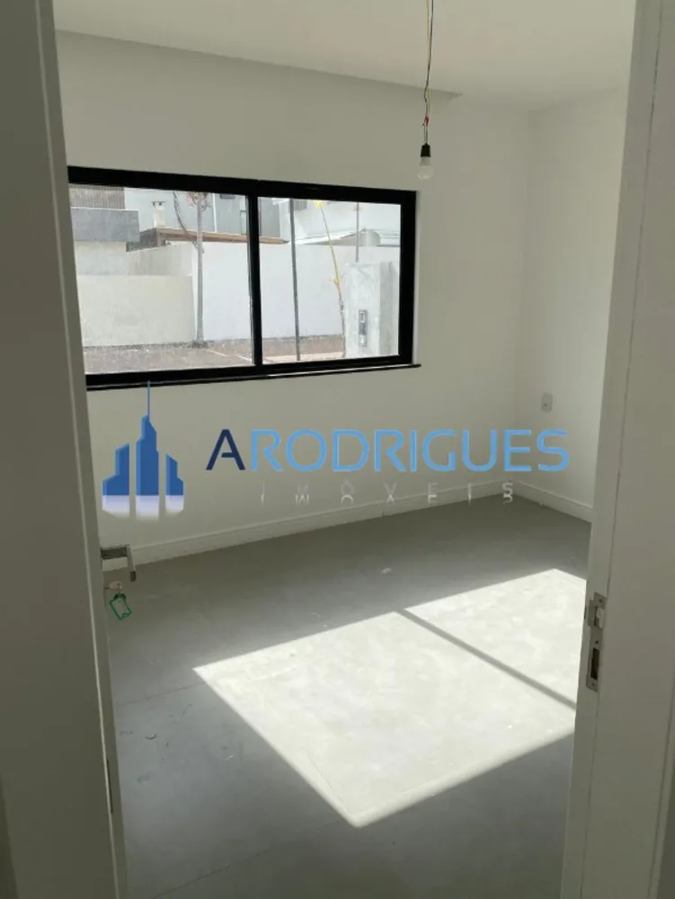 Casa, 4 quartos, 360 m² - Foto 10