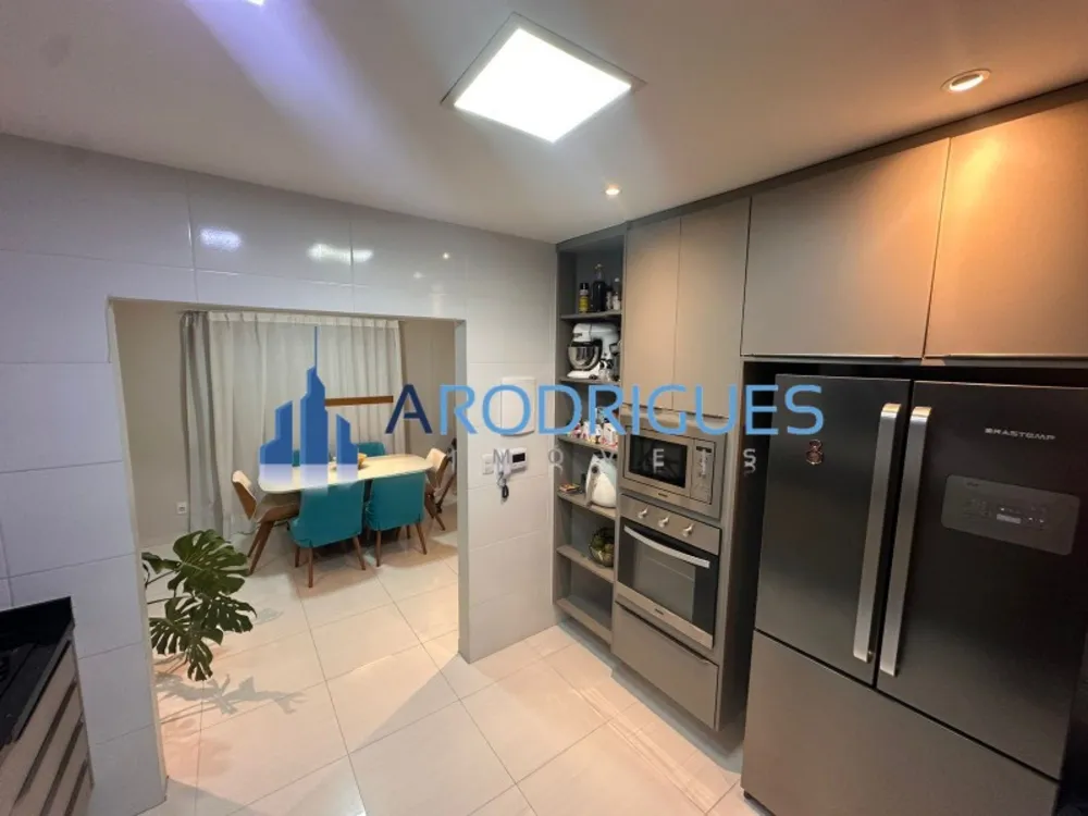 Casa, 4 quartos, 250 m² - Foto 5
