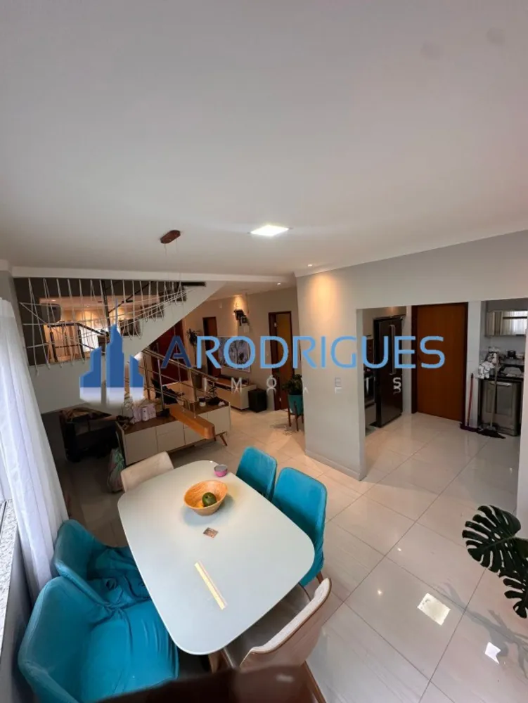 Casa, 4 quartos, 250 m² - Foto 10