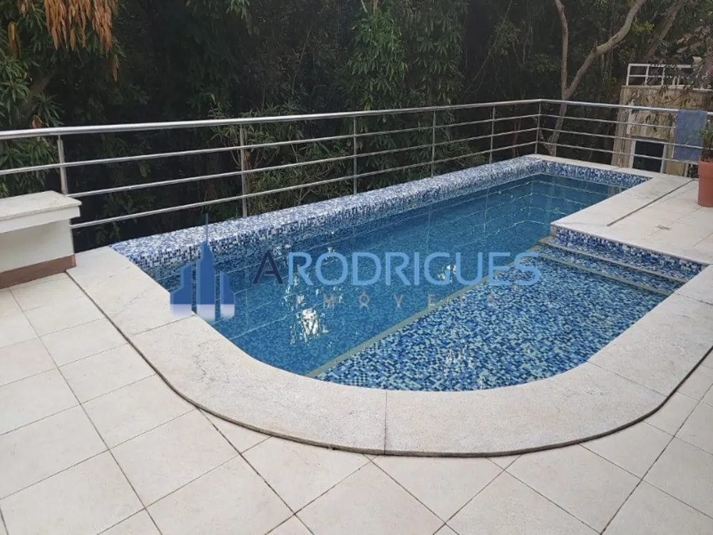 Casa, 5 quartos, 450 m² - Foto 1