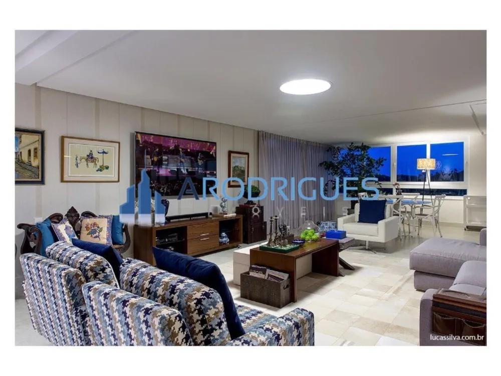 Casa, 5 quartos, 65500 m² - Foto 2