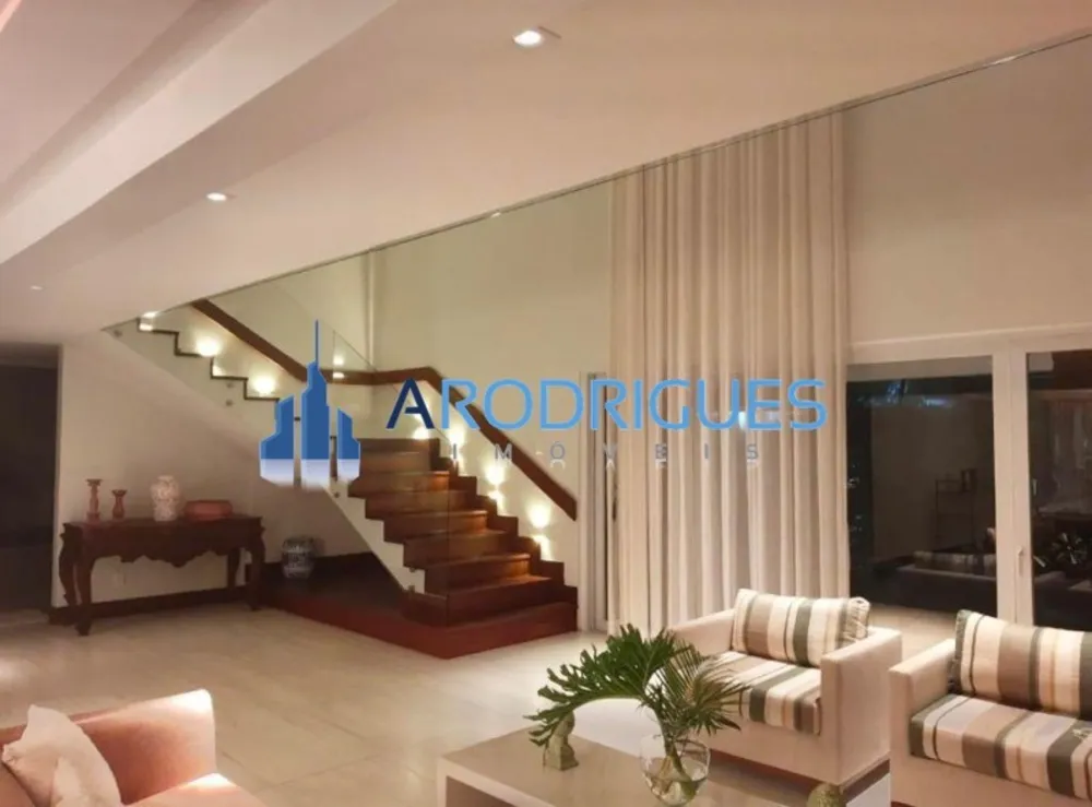 Casa, 4 quartos, 650 m² - Foto 1