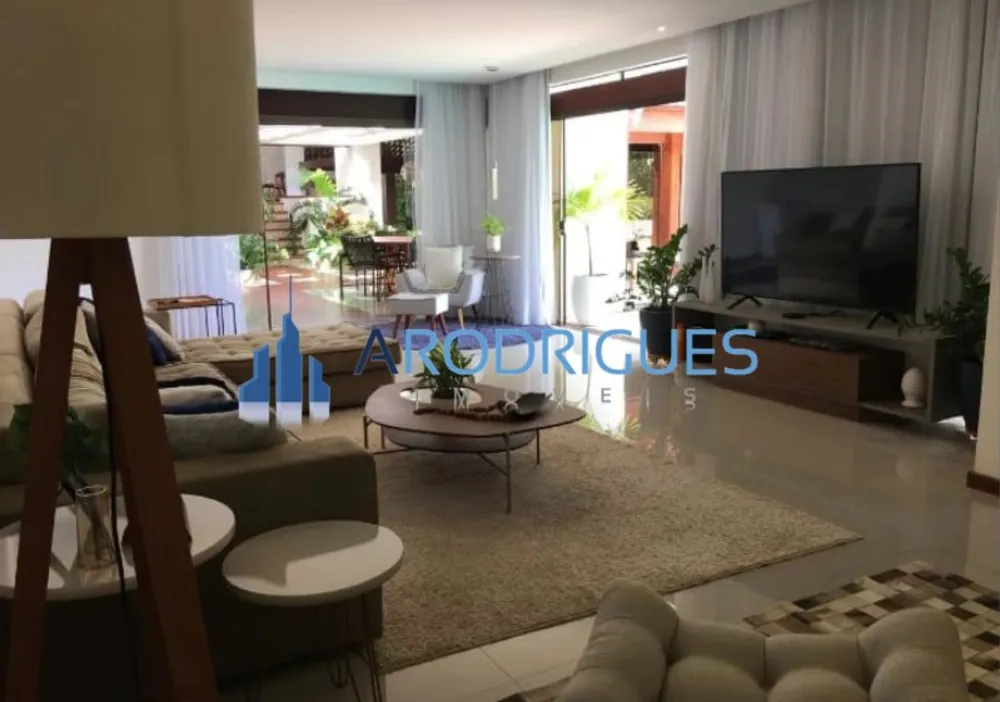 Casa, 6 quartos, 900 m² - Foto 1