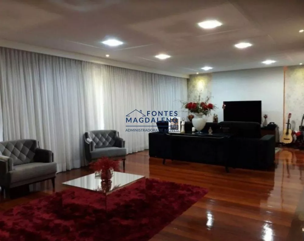 Casa à venda com 3 quartos, 634m² - Foto 2