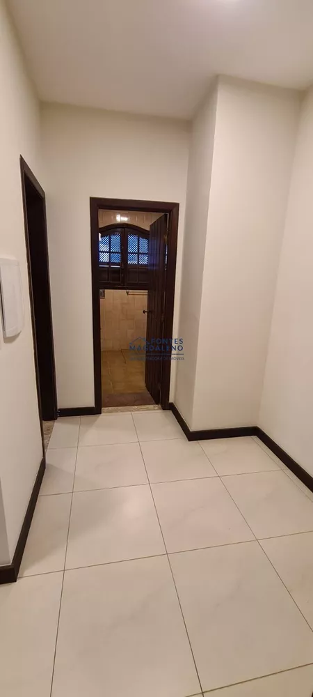 Casa, 3 quartos, 246 m² - Foto 8