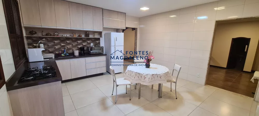Casa, 3 quartos, 246 m² - Foto 5